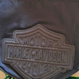 New Harley-Davidson Duffle shoulder Bag  Black carry on messenger
